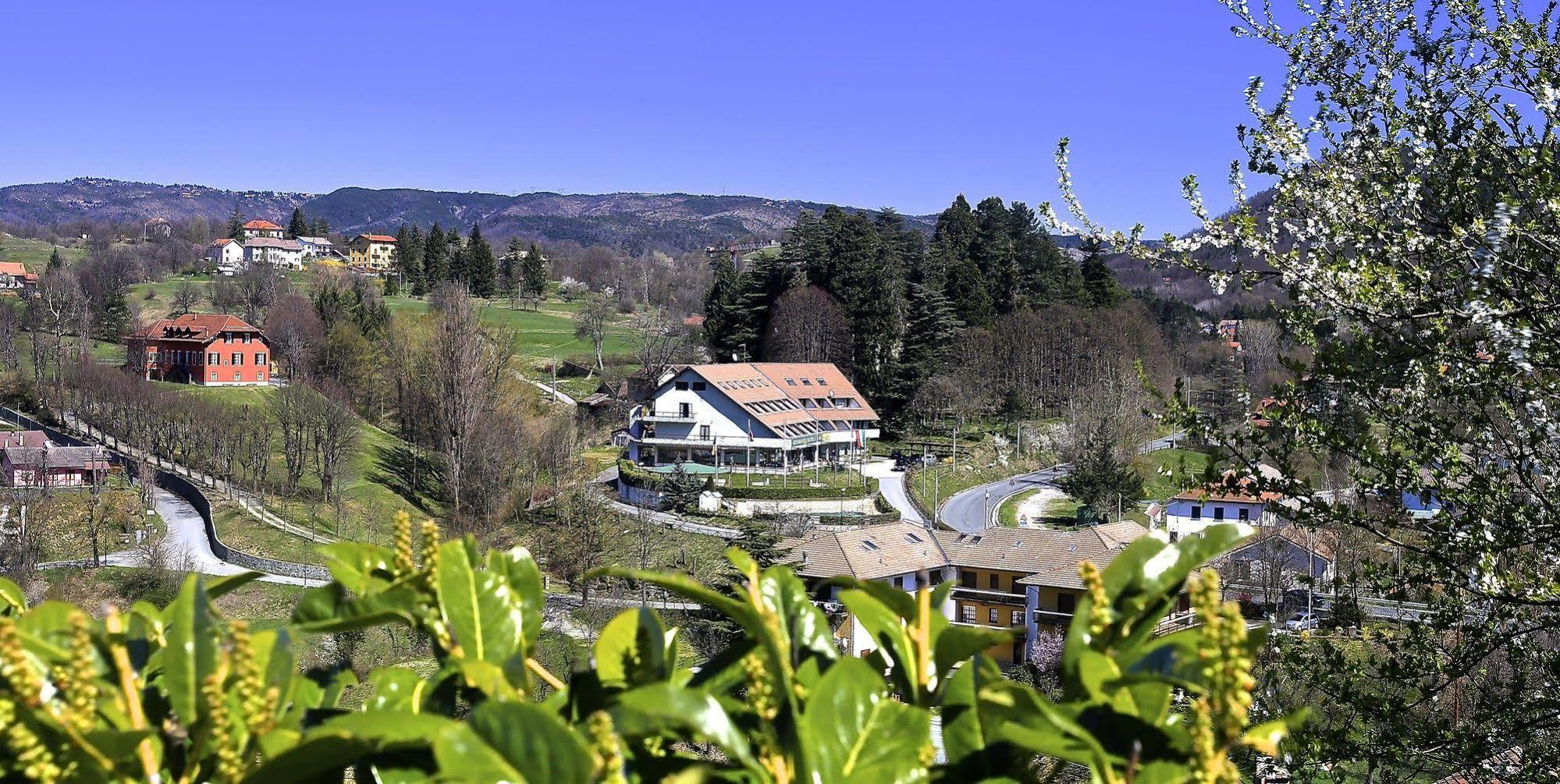 Hotel Pian Del Sole Сасселло Экстерьер фото